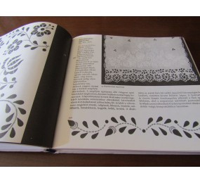 Kalocsay flowers, Hungarian ethnic art