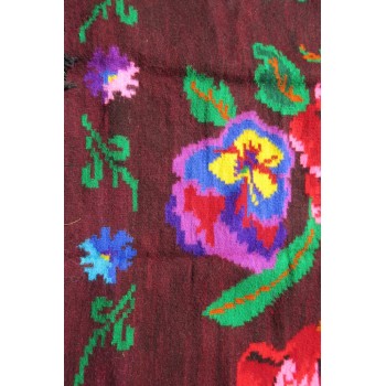 Vintage wool rug  with floral pattern