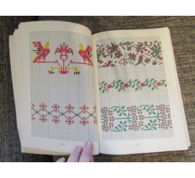 LIVRE de motifs de point de croix hongrois