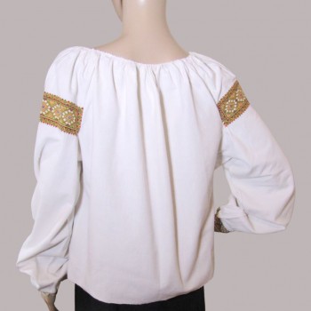 blusa étnica hecha a mano de Ucrania, blusa Vyshyvanka