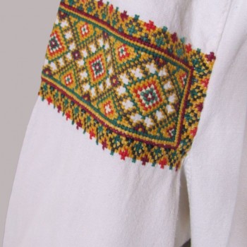 Blusa étnica ucraniana vintage cosida a mano