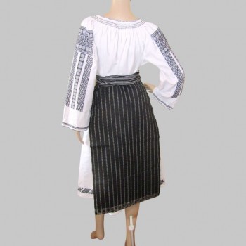 Antique Romanian traditional costume from Transylvania, Banat