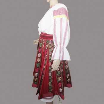 Rumænsk traditionelt tøj fra Oltenia - vintage håndlavet rumænsk folketøj