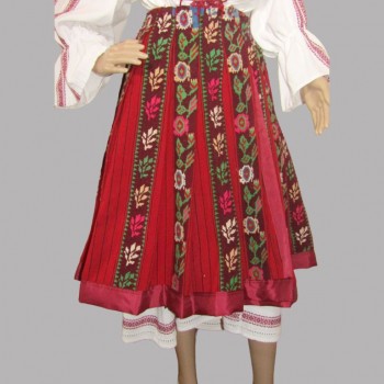 Romanian traditional clothing  from Oltenia -vintage handmade Romanian folk outfit