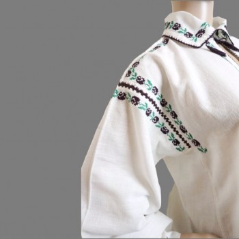 Antike rumänische Bluse aus Oltenien, handgefertigtes altes Kleid