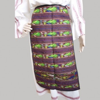 Pair of Romanian traditional aprons from Oltenia