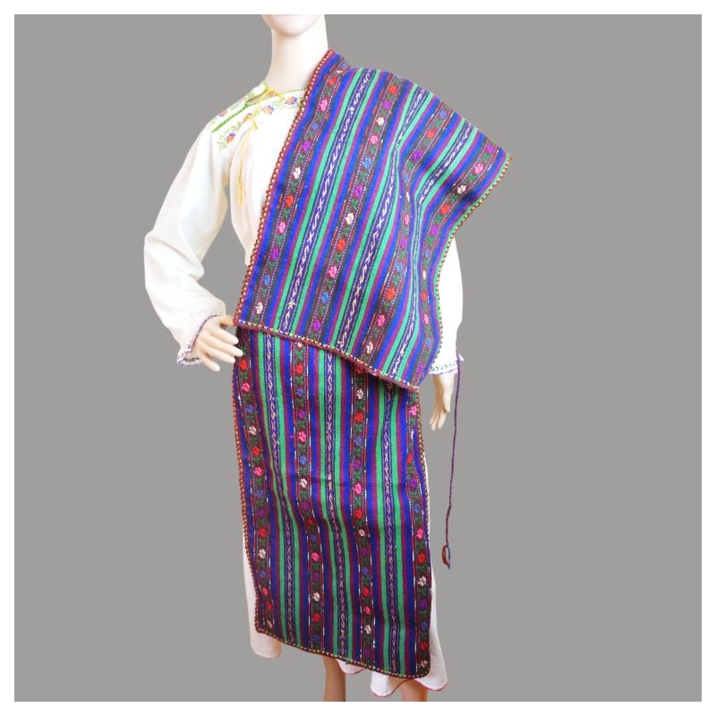 Sorturi traditionale românesti din lână din Oltenia, catrinte vechi de lana Sorturi traditionale românesti din lână din Oltenia, catrinte vechi de lana