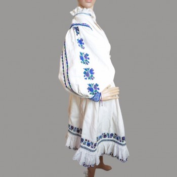 Antik rumänsk traditionell dräkt från Arad, handgjorda rumänska traditionella kläder