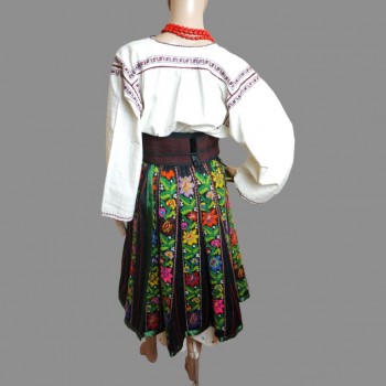 Ropa tradicional rumana hecha a mano: traje folklórico de 3 piezas