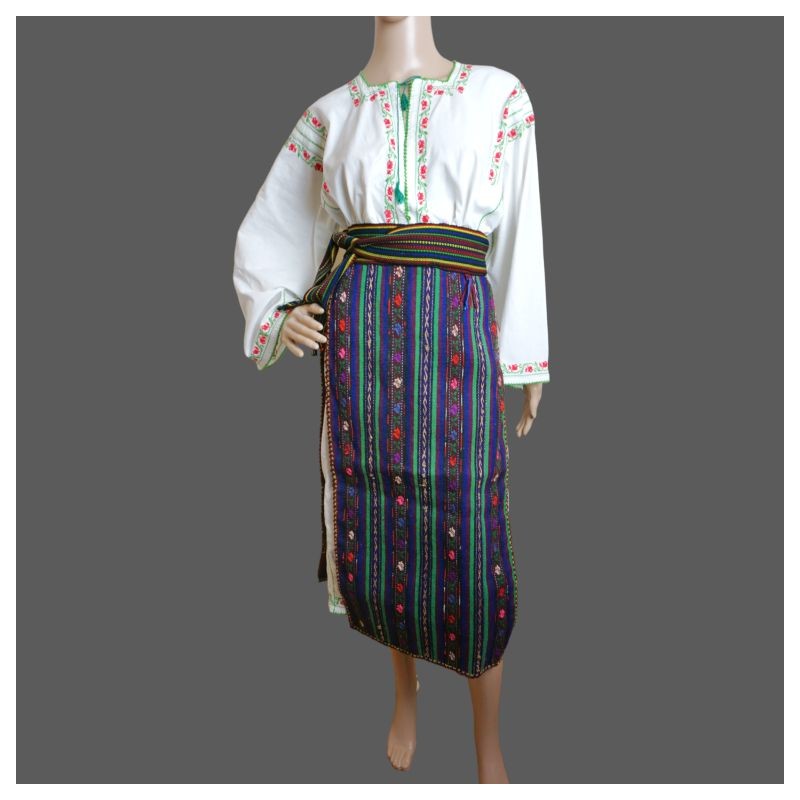Traditionelt rumænsk tøj, rumænsk kostume fra Oltenia Traditionelt rumænsk tøj, rumænsk kostume fra Oltenia