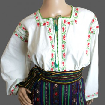 Abbigliamento tradizionale rumeno, costume rumeno dell'Oltenia