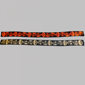 Ceintures en velours ornées de perles faites à la main