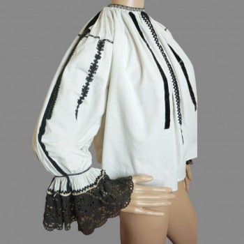 Vintage rumænsk traditionel bluse fra Sibiu, Transilvania