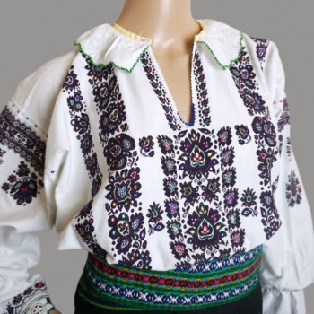 Rumänische traditionelle Kleidung, Volkstracht aus Banat, Carasova