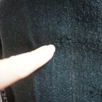 Abbigliamento popolare rumeno fatto a mano dalla Transilvania