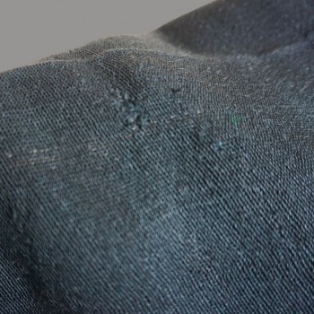Abbigliamento popolare rumeno fatto a mano dalla Transilvania
