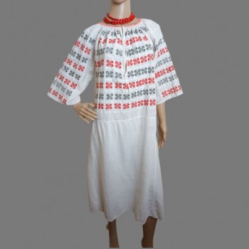Hand embroidered traditional  Romanian clothing from Oltenia