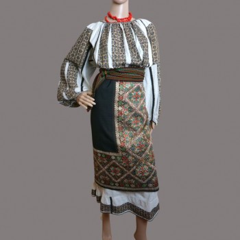 Costume traditionnel roumain vintage d'Arges Muscel