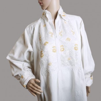 Chemise traditionnelle roumaine vintage faite à la main pour hommes avec perles dorées