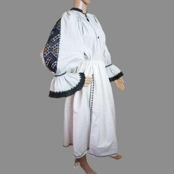 Old Romanian blouse and traditional skirt from Transylvania