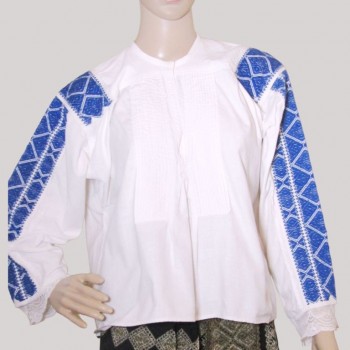 Blouse roumain brodé à la main vintage de Moldavie