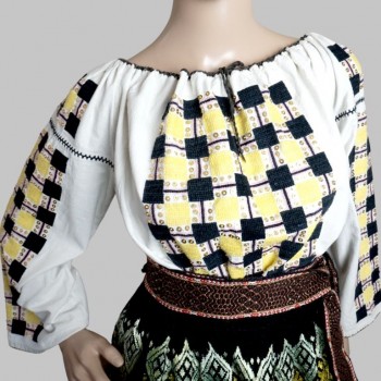 Authentic Romanian Traditional Costume from Oltenia