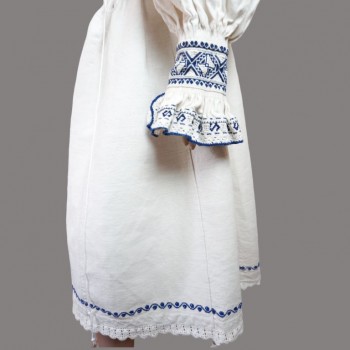 Handgefertigtes rumänisches Vintage-Kostüm von Bihor