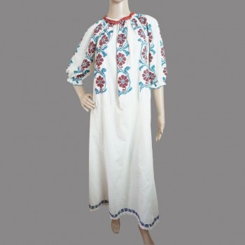 Handmade vintage Romanian traditional dress from Oltenia