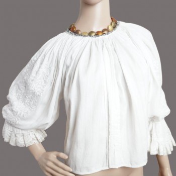 Blusa vintage rumena con maniche a sbuffo e ricamo bianco a mano
