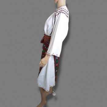 Alte rumänische Volkstracht aus Oltenien