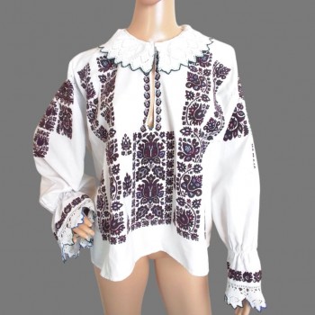 Blusa croata rumana bordada a mano vieja de Banat, Transilvania