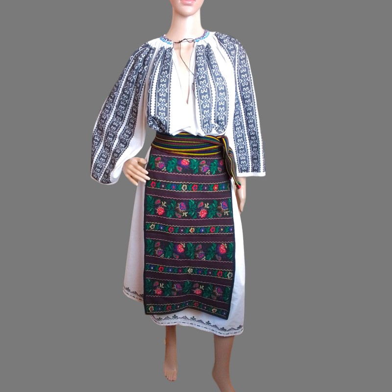 手作りのヴィンテージの本物の伝統的なルーマニアの服 手作りのヴィンテージの本物の伝統的なルーマニアの服