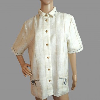 Short-Sleeved Cream Bavarian Shirt with Embroidered Pockets – Size 42