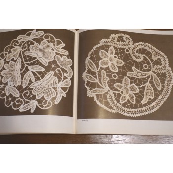 Garnituri din Laseta af Vasilica Zidaru Popa – Rumænske Point Lace Patterns (1979)