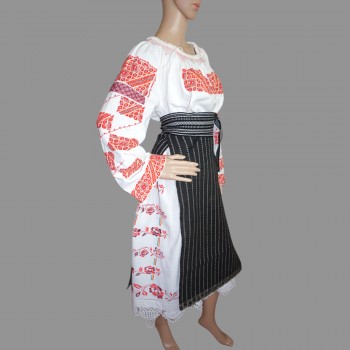 Erlesene rumänische Tracht aus Siebenbürgen – Vintage-Volksensemble aus dem Banat