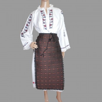 Vintage traditionella rumänska kläder från Banat med fantastisk rumänsk folkklänning