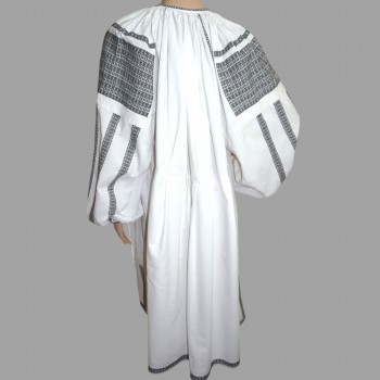 Ie Traditionala Autentica Romaneasca cu Broderie in Fir Negru – Marime L/XL