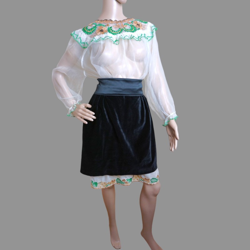Handbestickte rumänische Tracht aus dem Banat – 3-teiliges Set Handbestickte rumänische Tracht aus dem Banat – 3-teiliges Set