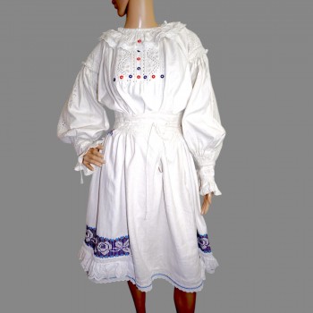Traditionelt rumænsk kostume fra Bihor, Transsylvanien – Traditionelt rumænsk tøj