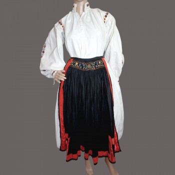 Traditionelle rumänische Volkstracht aus Sălaj – Handgestickte Bluse (Größe M)