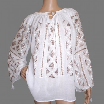 Chemisier roumain fait main – Tissu fin blanc brodé en soie (Taille M-L)