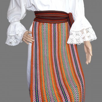 Authentic Romanian Folk Costume from Banat – 3-Piece Traditional Ensemble