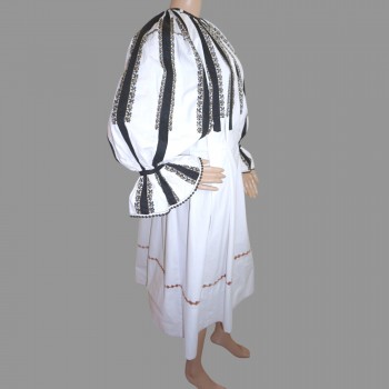 Blouse traditionnelle roumaine ancienne de Sibiu-Valcea – Broderie à la main avec fil métallique et paillettes originales